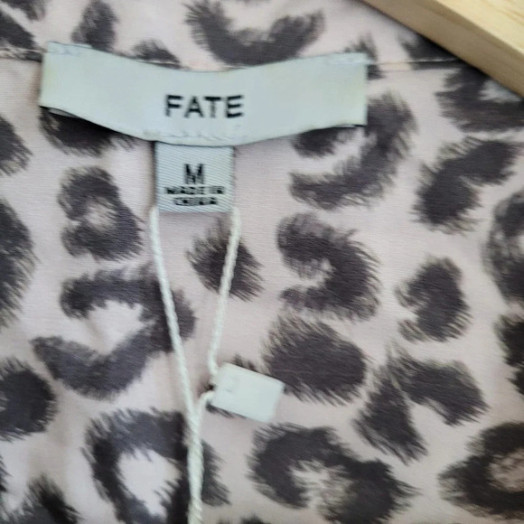 Fate Womens Button-Up Top Size M Multicolor Leopard Print 100% Rayon Tie NEW - Picture 3 of 9